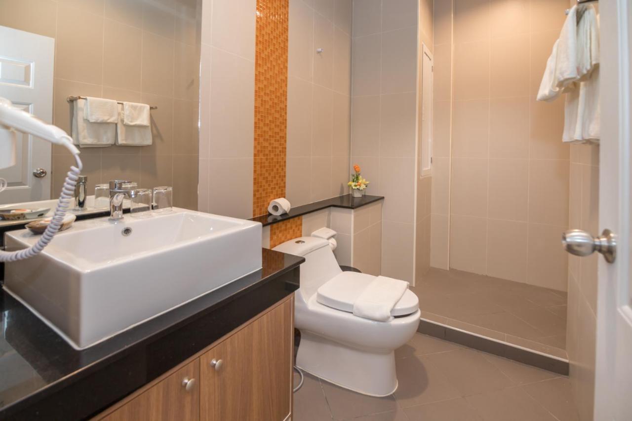 New Nordic Chumphon Hotell Exteriör bild